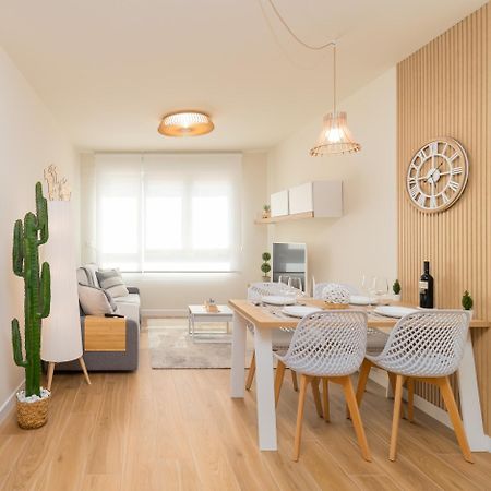 Home In Castro Con Parking Castro Urdiales Bagian luar foto