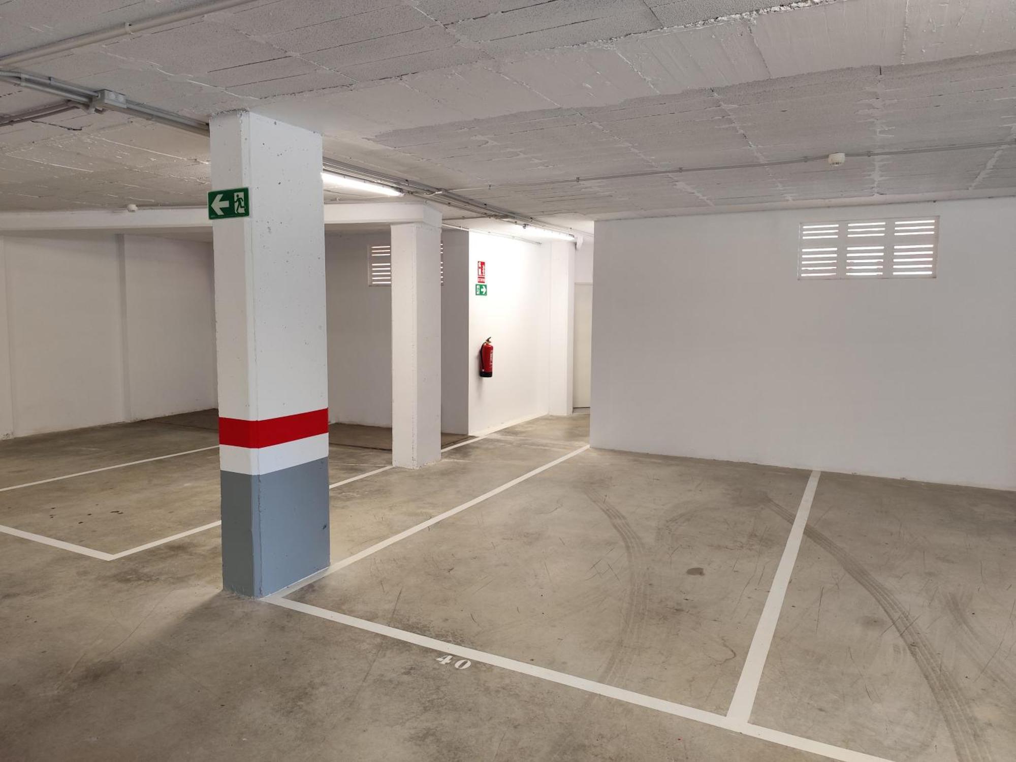 Home In Castro Con Parking Castro Urdiales Bagian luar foto